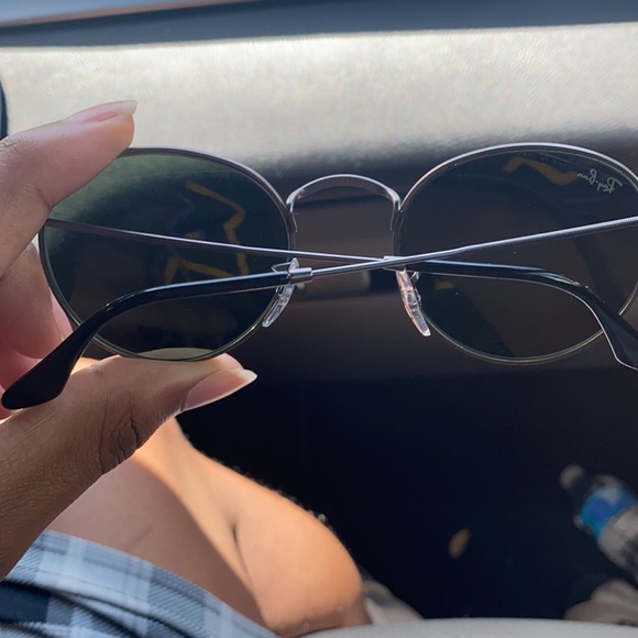 Ray-Ban aviator style sunglasses for sale - Picture 3 of 3